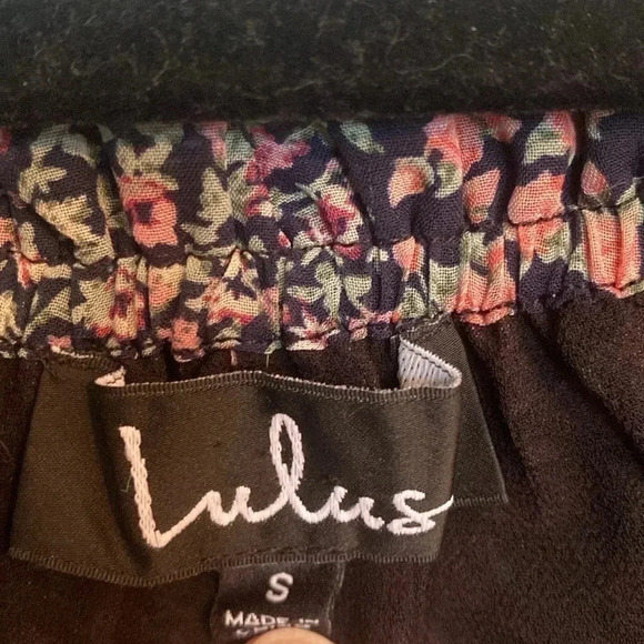 Lulus floral maxi dress- small- sheer with lining - front slit- short sleeve - Picture 2 of 7